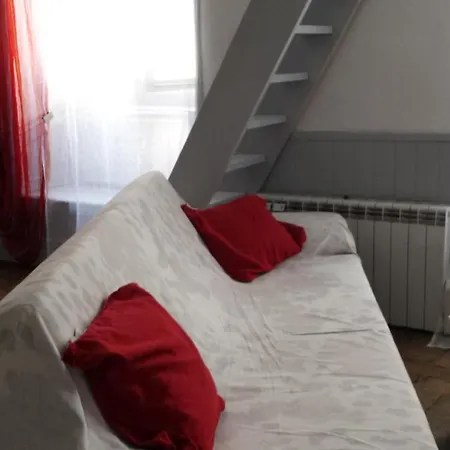 Coquet Studio En Mezzanine Nuit Pour 2 Personnes Saint-Girons  Exterior photo
