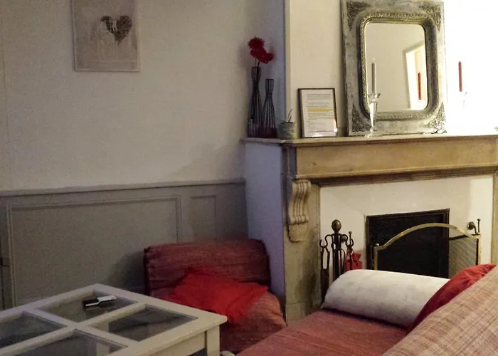 Coquet Studio En Mezzanine Nuit Pour 2 Personnes