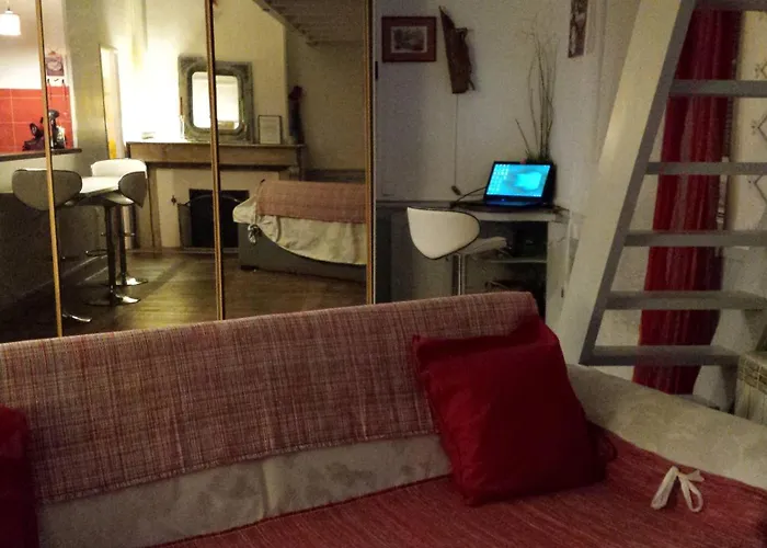 Coquet Studio En Mezzanine Nuit Pour 2 Personnes