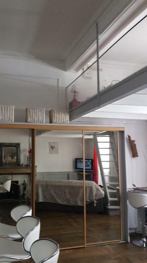 Apartment Coquet En Mezzanine Nuit Pour 2 Personnes Saint-Girons (Ariege)
