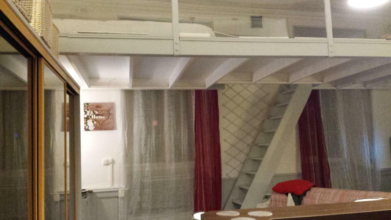 Coquet En Mezzanine Nuit Pour 2 Personnes * Saint-Girons (Ariege)